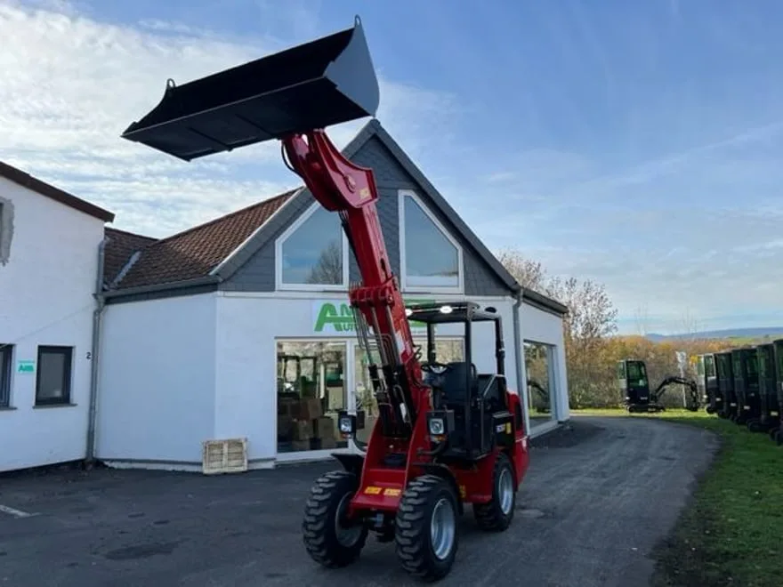 809T
